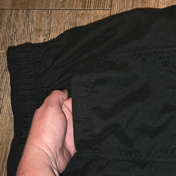 EUC Goodfellow and co. Men,'s shorts - Picture 9 of 15